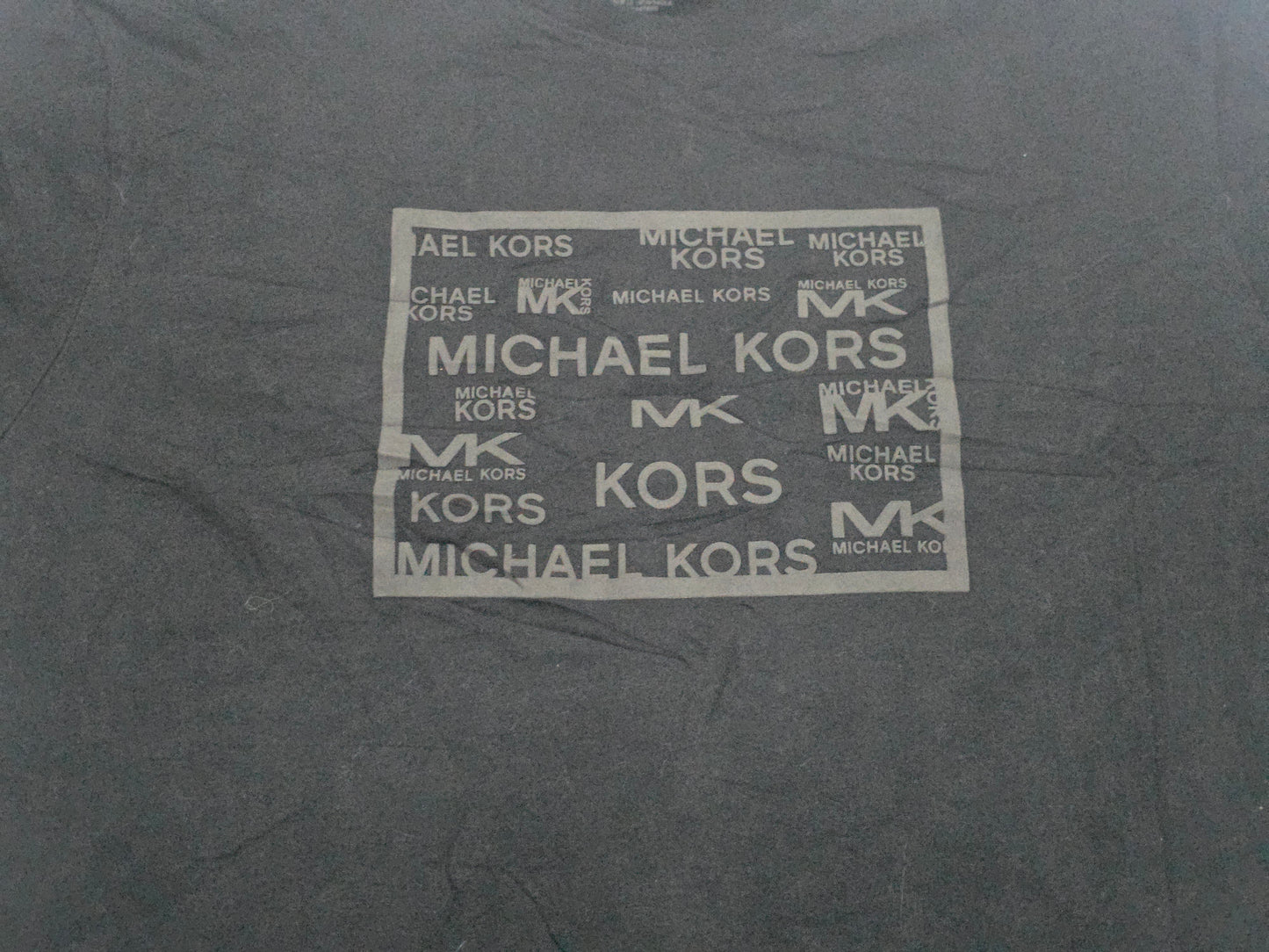 Playera Michael Kors Xgrande Xl Negro Letras (Usado)