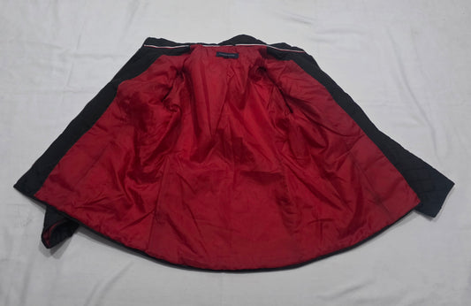 Chamarra Tommy Hilfiger Grande L Mujer Color Negro (Usado)