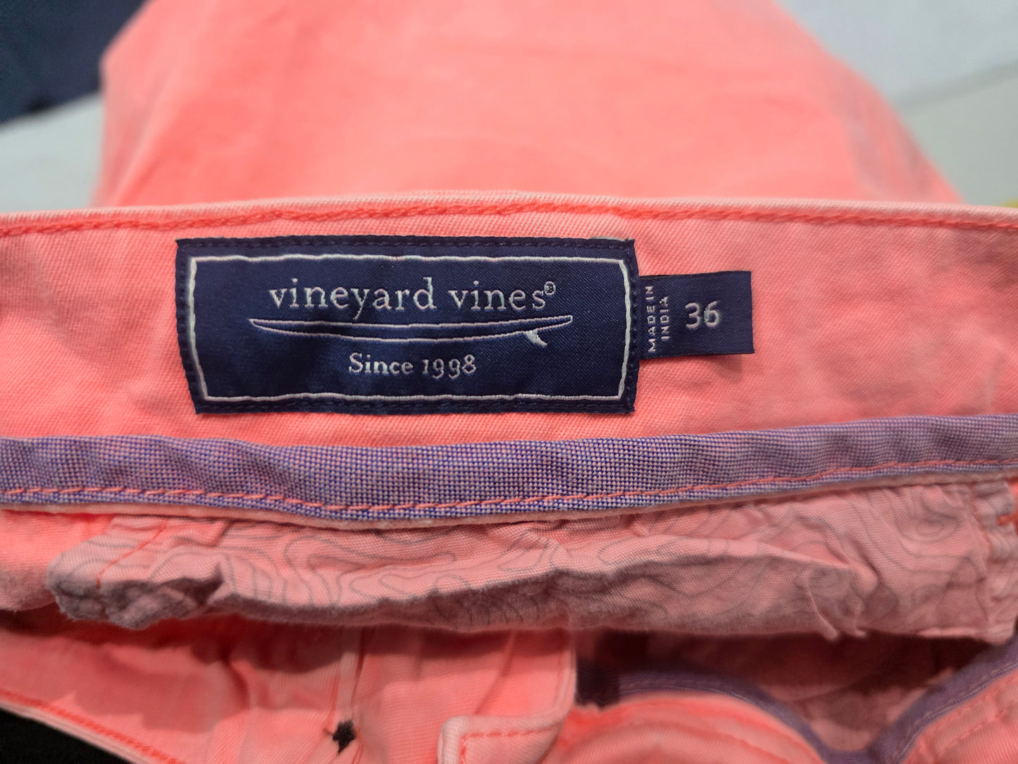 Bermuda Vineyard Vines Talla 36 Naranja Fosforenscente