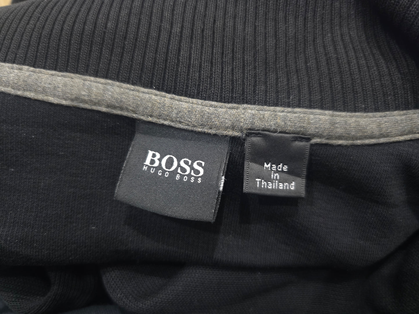Sueter Hugo Boss Grande L Cierre Corto Negro