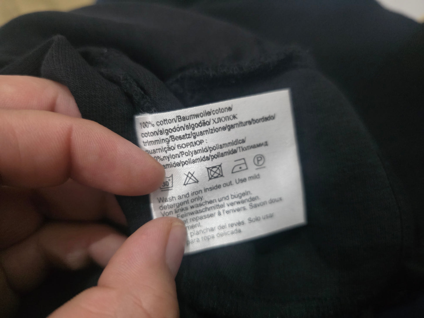 Sueter Hugo Boss Grande L Cierre Corto Negro