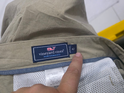 Bermuda Performance Vineyard Vines Talla 42 Cafe