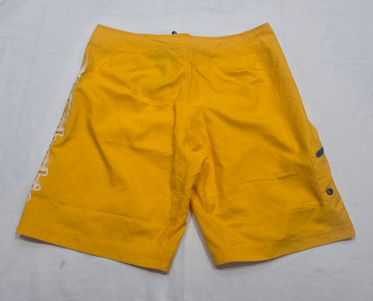 Bermuda Columbia Pfg Talla 40 Amarillo