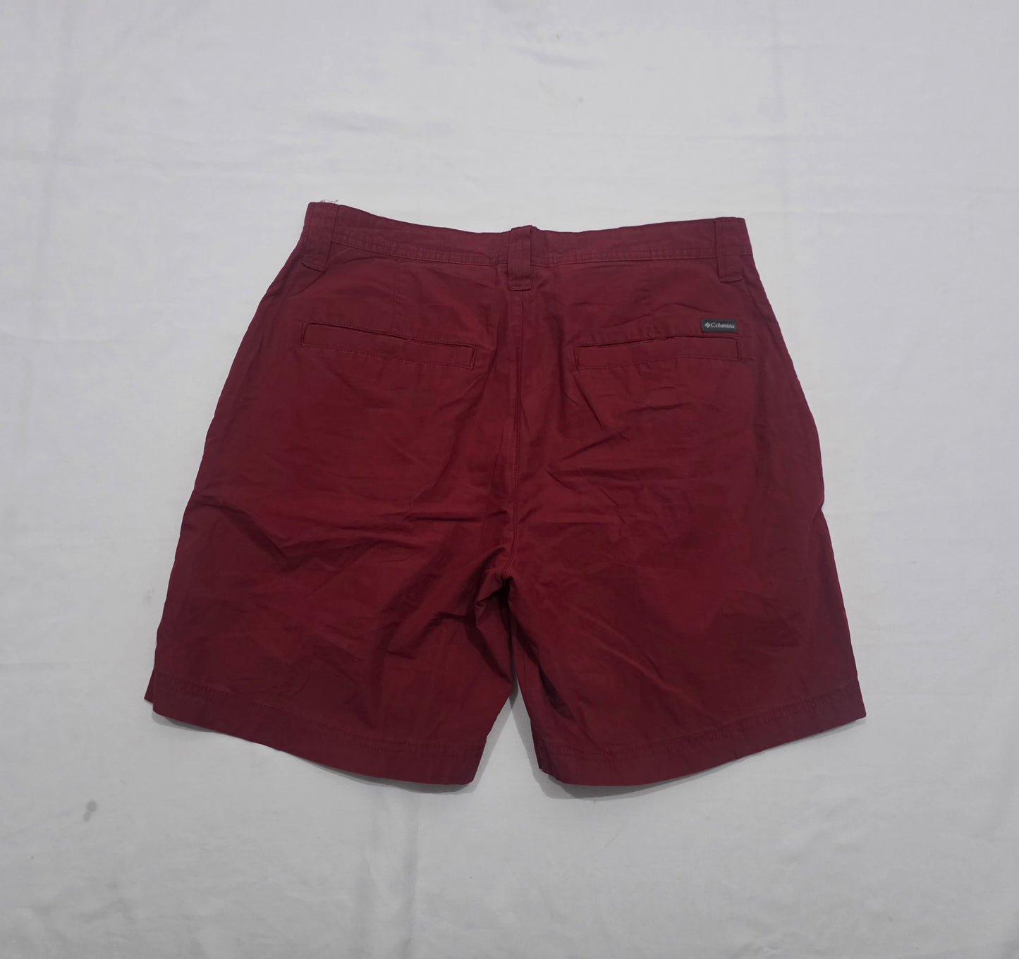Bermuda Columbia Talla 32 Rojo (Usado)