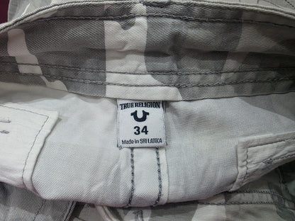 Bermuda True Religion Talla 34 Verde Militar Claro