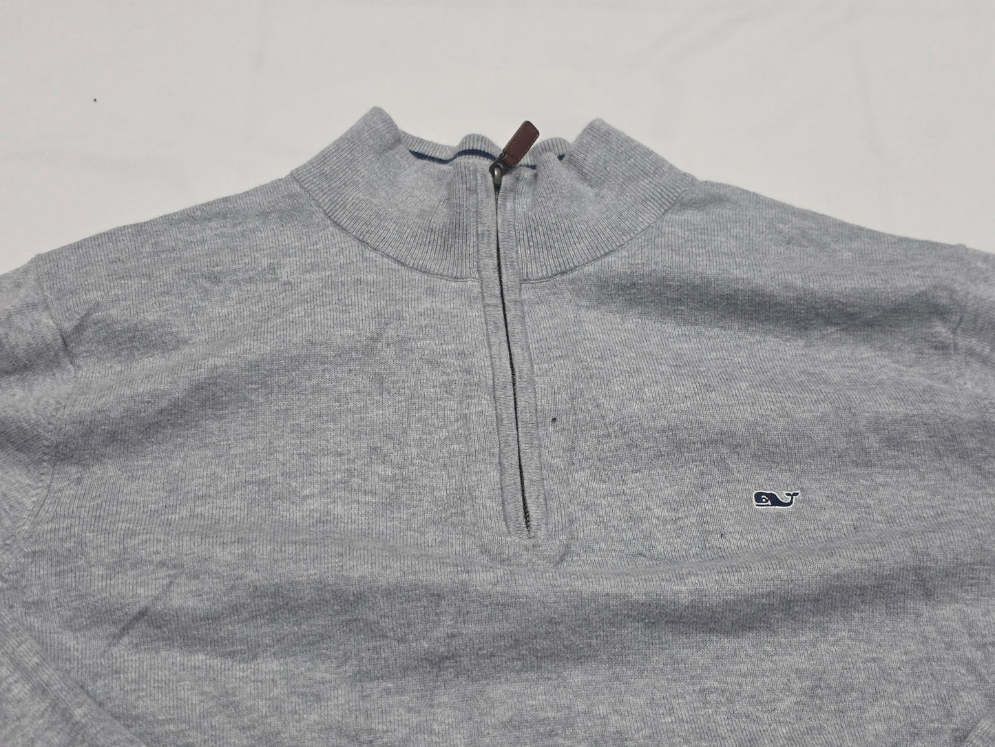 Sueter Vineyard Vines Grande L Gris Cierre Corto