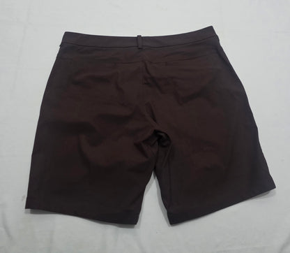 Bermuda Lululemon Talla 38 Vino