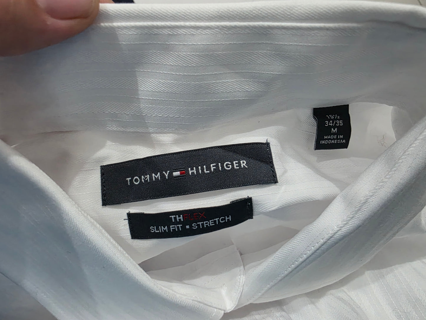Camisa Tommy Hilfiger Mediana M 15 1/2 34-35 Blanca Slimfit (NUEVA)