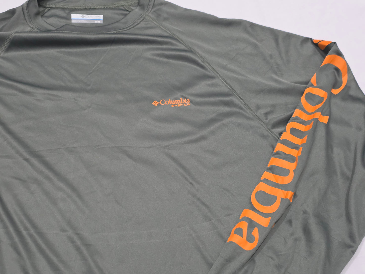 Playera Columbia Pfg Mediana M Verde Manga Larga (Usado)
