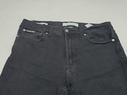 Pantalon Slim Recto Calvin Klein 32x29 Negro (Usado)