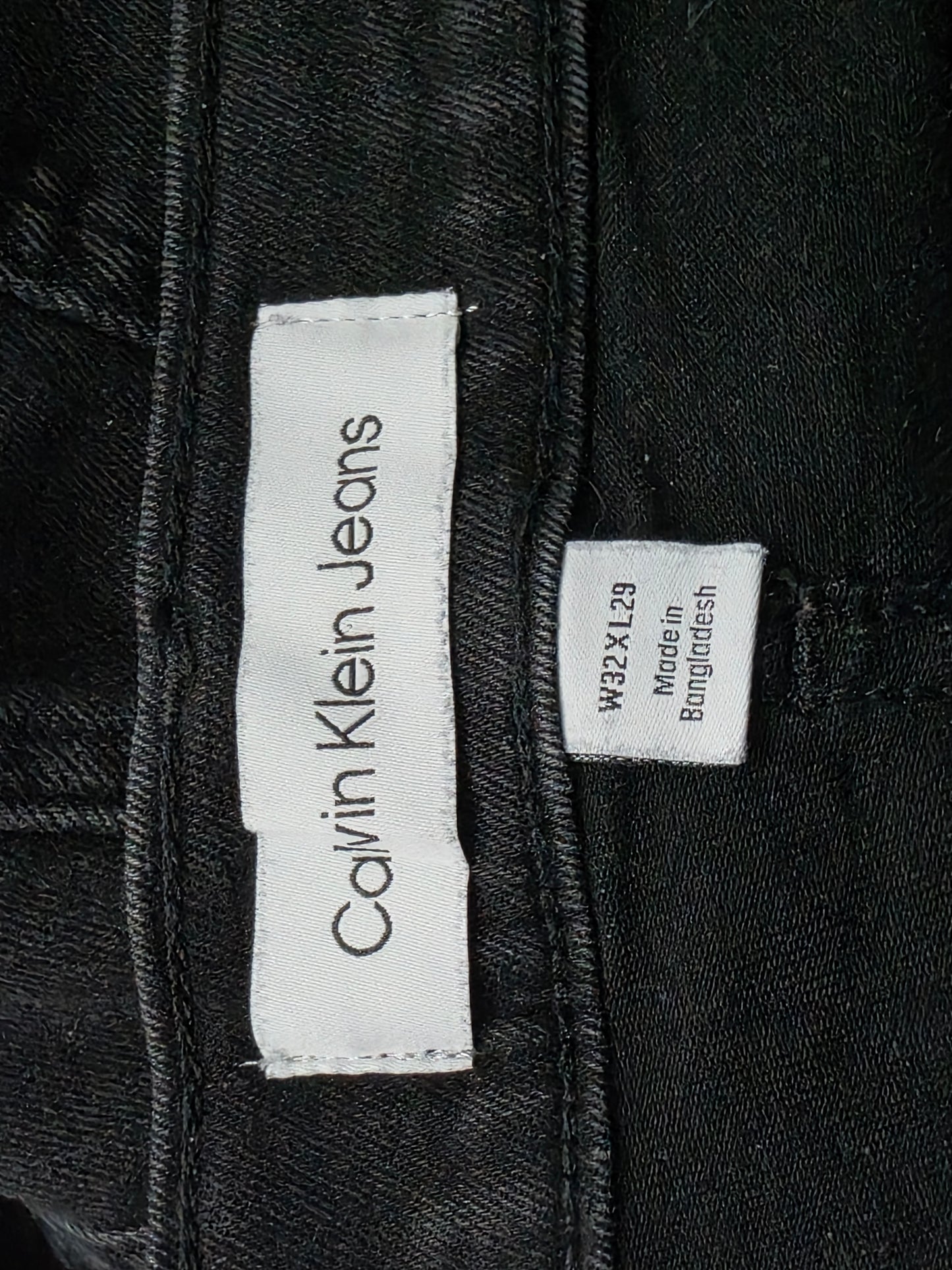 Pantalon Slim Recto Calvin Klein 32x29 Negro (Usado)
