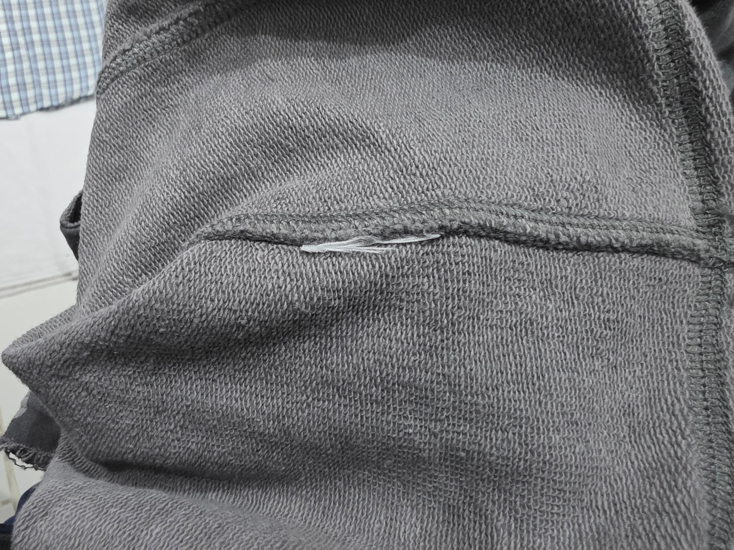 Playera Sin Mangas Gymshark Chico S Gris Camofllajeada (Usado)