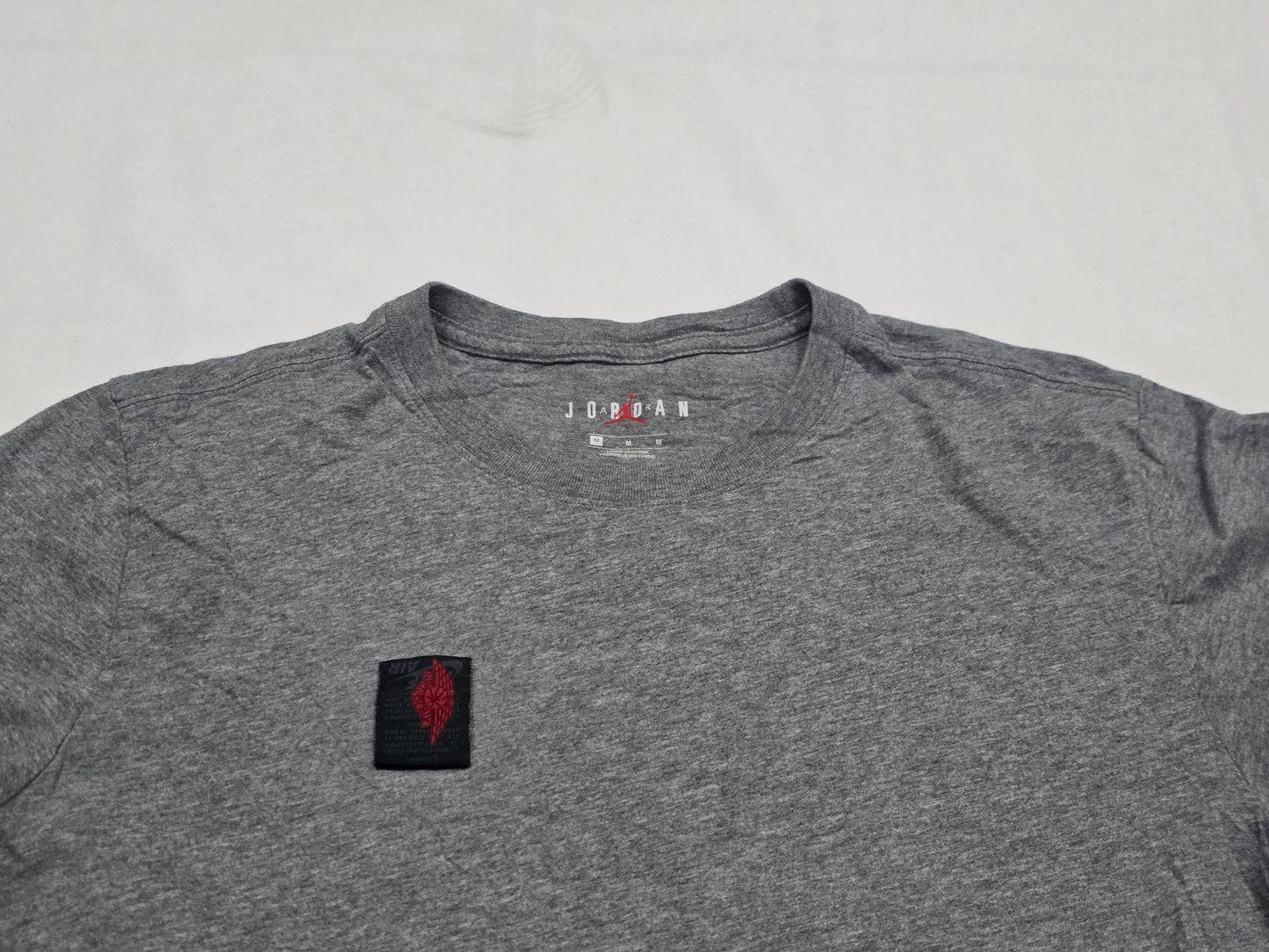 Playera Jordan Air Wings Mediana M Gris (Usado)