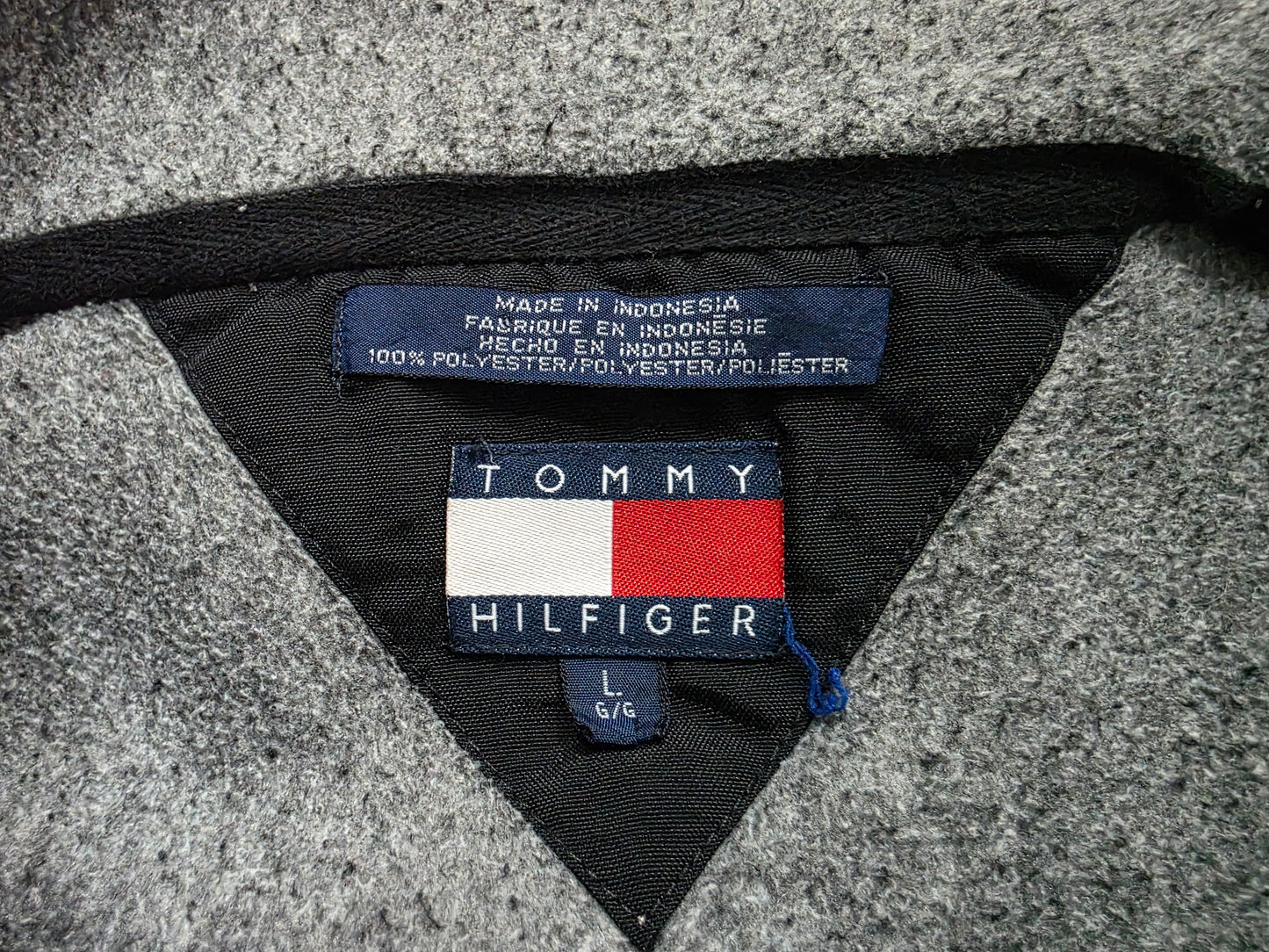 Chaleco Polartommy Hilfiger Grande L Gris Con Negro (Usado)