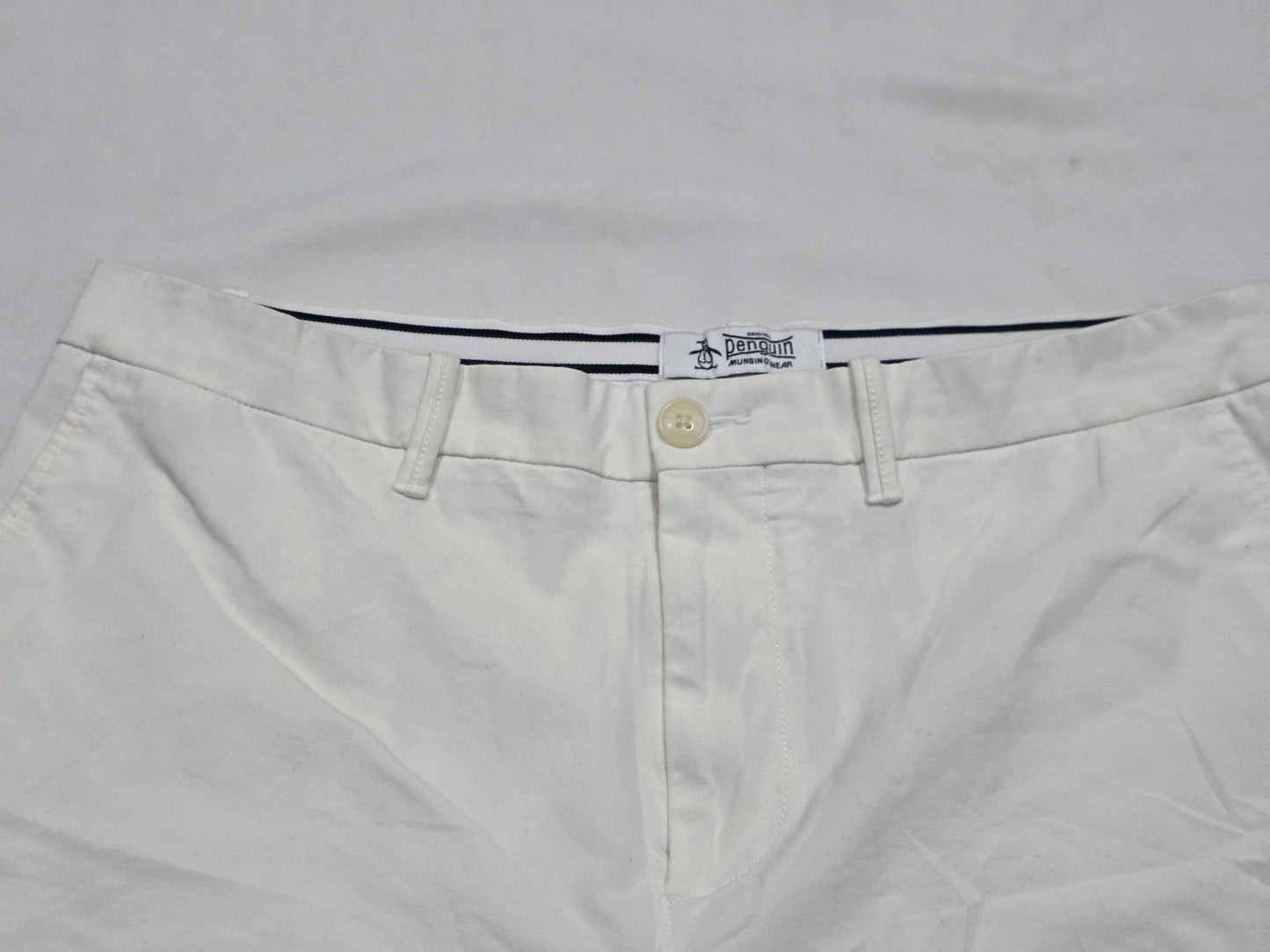 Bermuda Penguin Talla 33 Blanca (Usado)