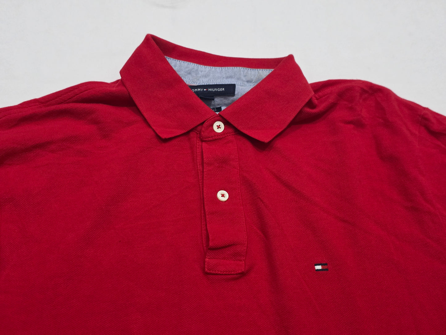 Playera Polo Tommy Hilfiger Grande Classic Fit Rojo (Usado)