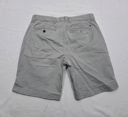 Bermuda Tommy Hilfiger Talla 32 Gris (Usado)