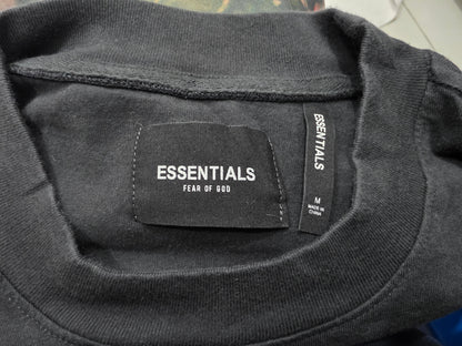 Playera Essentials Fear Of God Mediana M Negro Floreado (Usado)