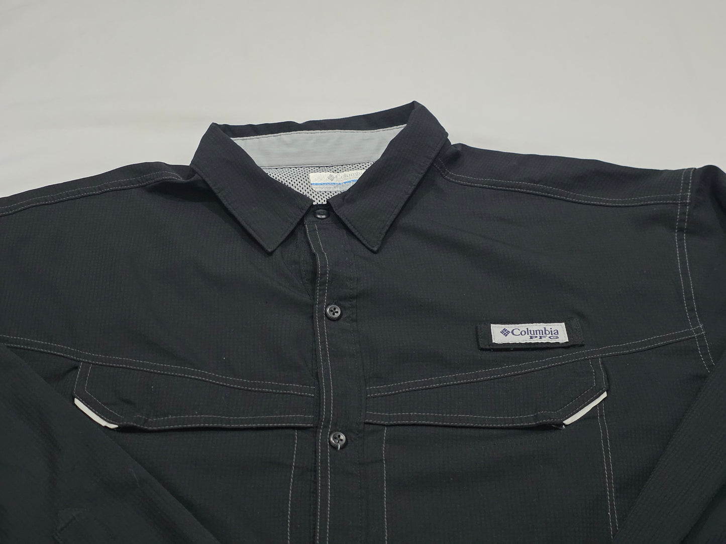 Camisa Columbia Pfg Xgande Xl Negro (Usado)