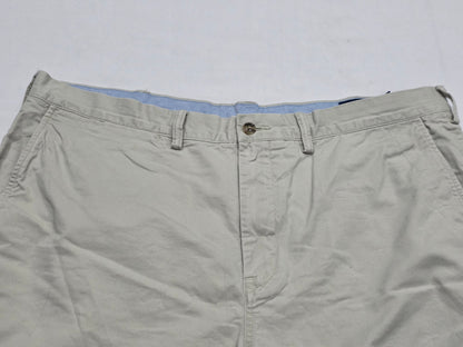 Bermuda Ralph Lauren Talla 38 Stretch Classic Fit Beige Pony (Usado)