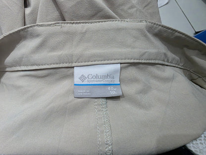 Bermuda Columbia Pfg Talla 40 Beige (Usado)