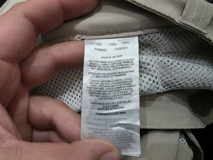 Bermuda Columbia Pfg Talla 40 Beige (Usado)