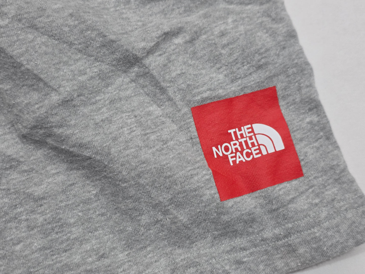 Bermuda The North Face Xgrande Xl Gris (Usado)