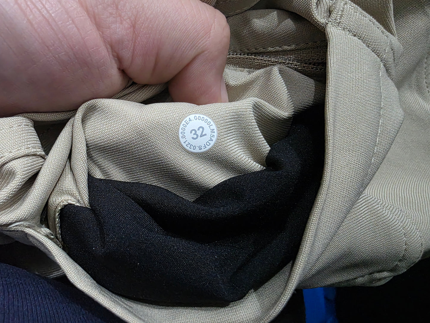 Pantalon Lululemon Talla 32 Cafe Claro (Usado)