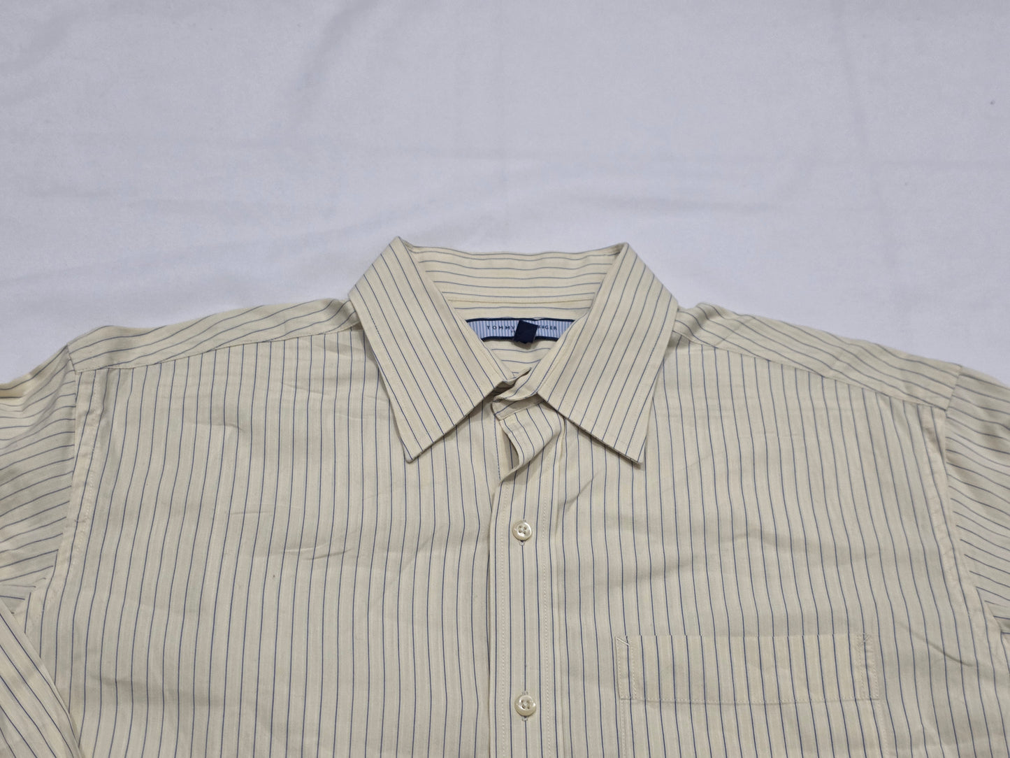 Camisa Tommy Hilfiger Mediana M Amarillo Opaco Lineas (Usado)