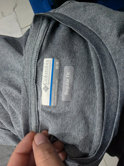 Playera Columbia Mediana M Regular Fit Gris (Usado)