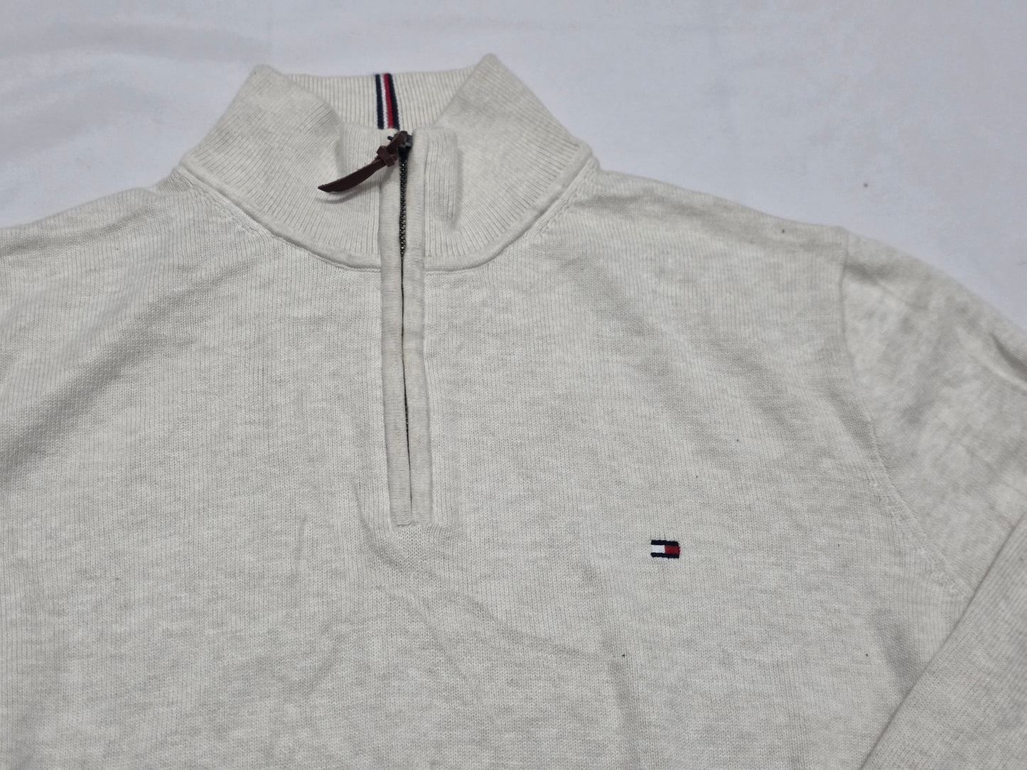 Sueter Tommy Hilfiger Grande L Beige Cierre Corto (Usado)