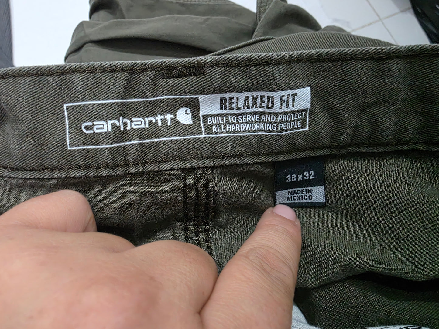 Pantalon Relaxed Fit Carhartt 38x32 Verde (Usado)