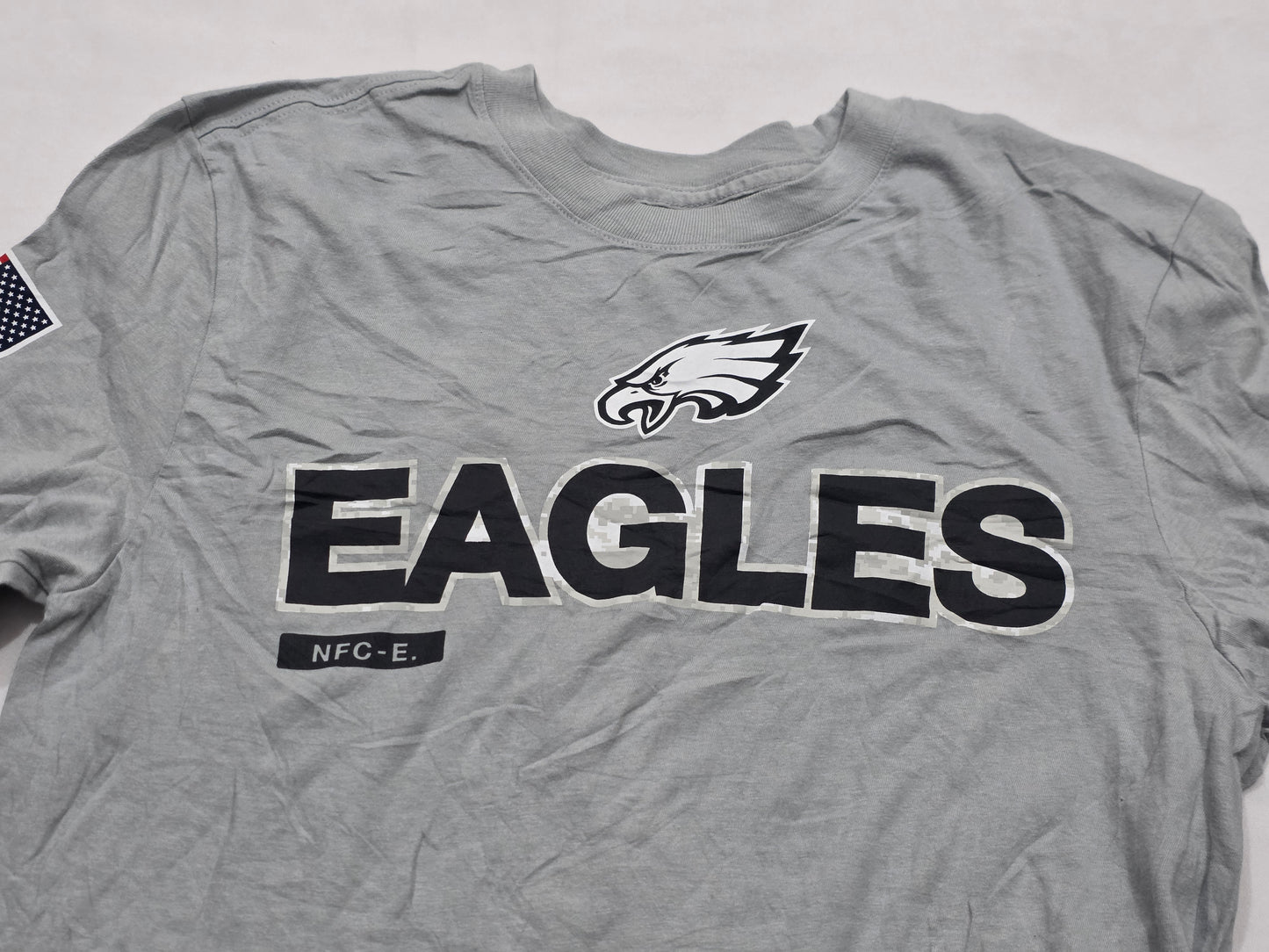 Playeramanga Larga Nike Salute To Service Eagles Chicos Gris