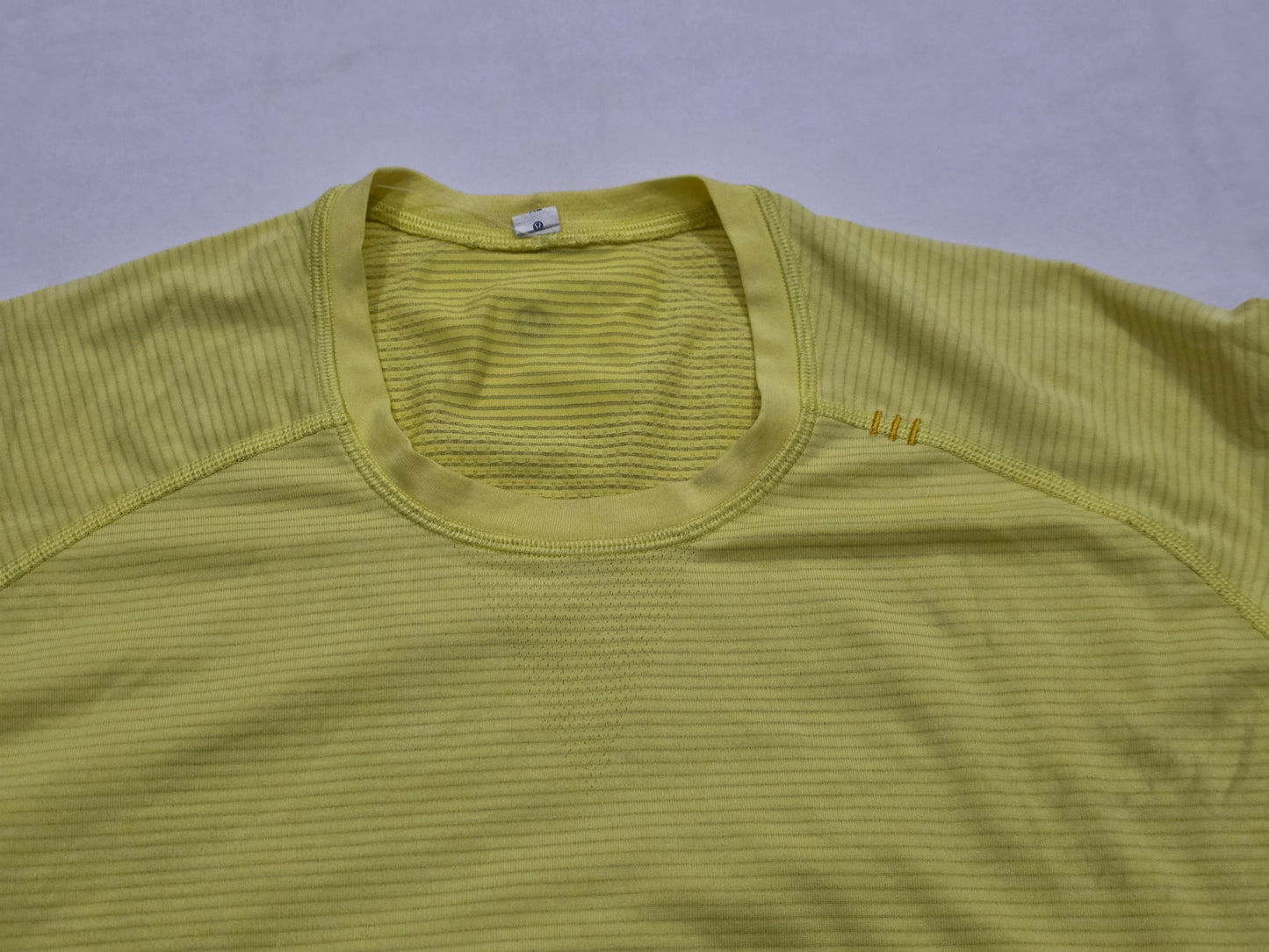 Playera Lululemon Xgrande Xl Amarillo