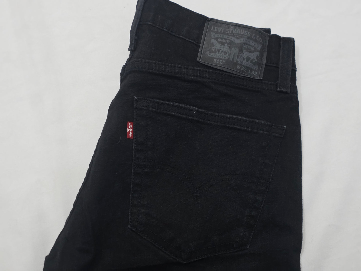 Pantalon Slimfit Levis 511 32x32 Negro (Usado)