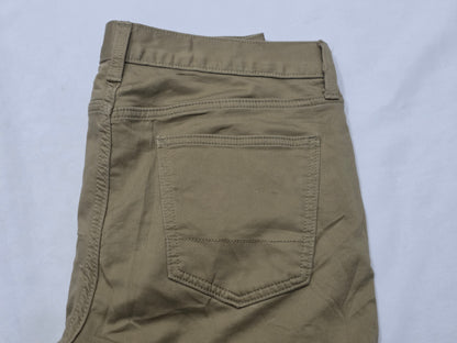Pantalon Athletic Fit Traveler Banana Republic 32x32 Cafe (Usado)