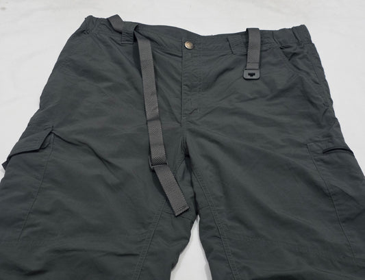 Pantalon Con Cinturon Columbia 36x34 Gris (Usado)