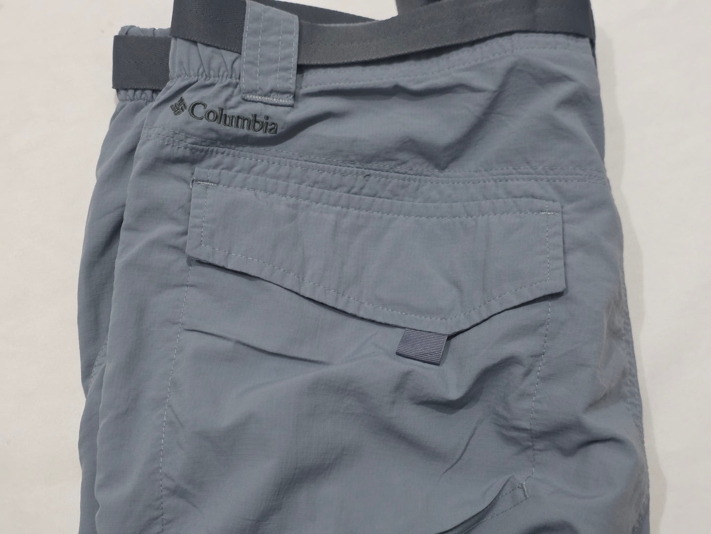 Pantalon Columbia 36x34 Azul Metalico (Usado)