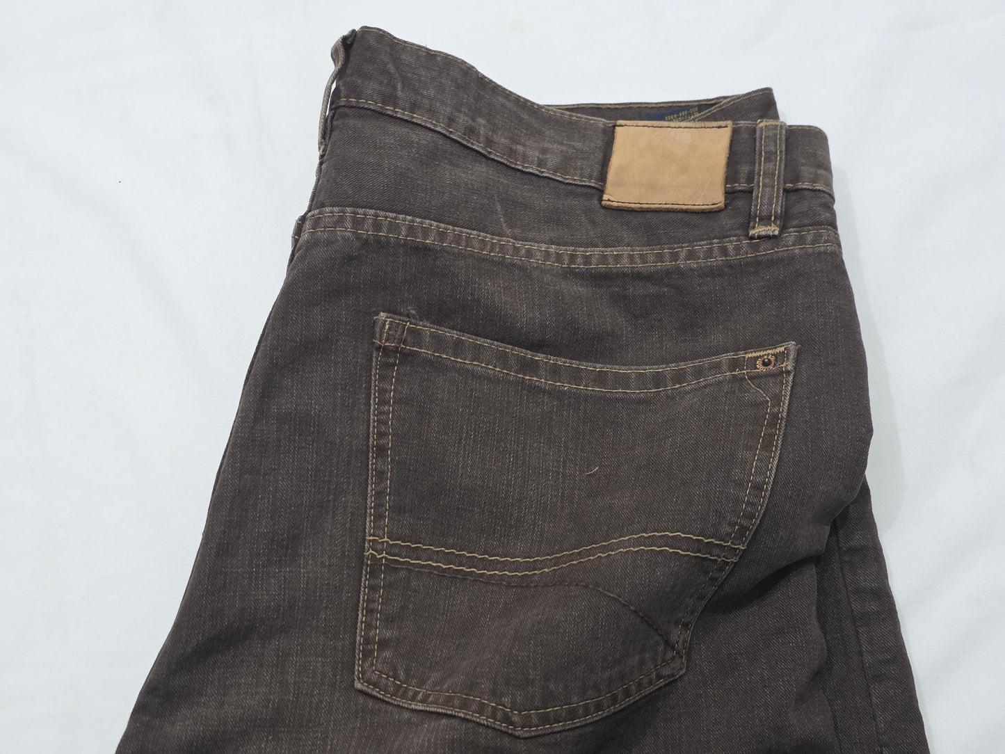 Pantalon Freedom Fit Tommy Hilfiger 36x32 Cafe (Usado)