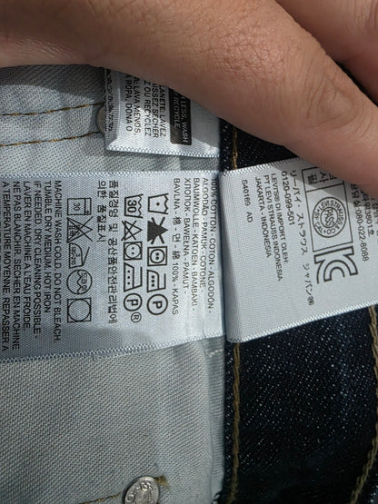 Pantalon Levis 514 38x32 Recto Azul Marino (Usado)