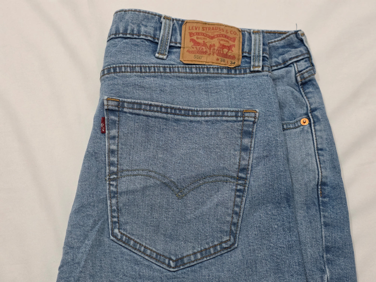 Pantalon Levis 550 38x34 Recto Azul Claro (Usado)