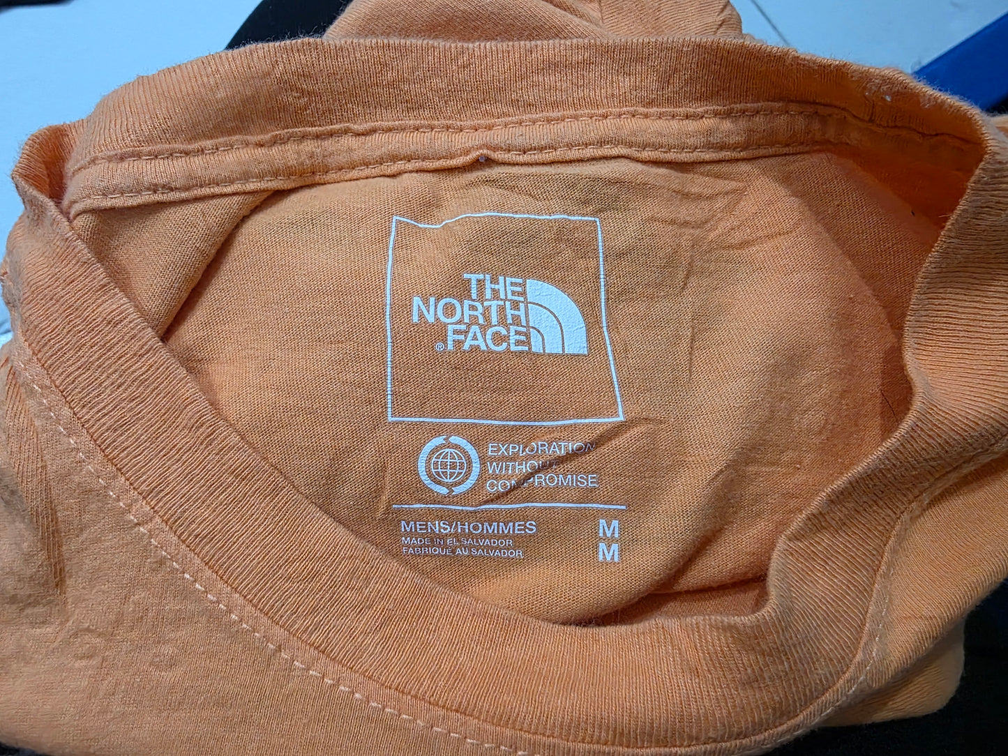 Playera The North Face Mediana M Naranja (Usado)