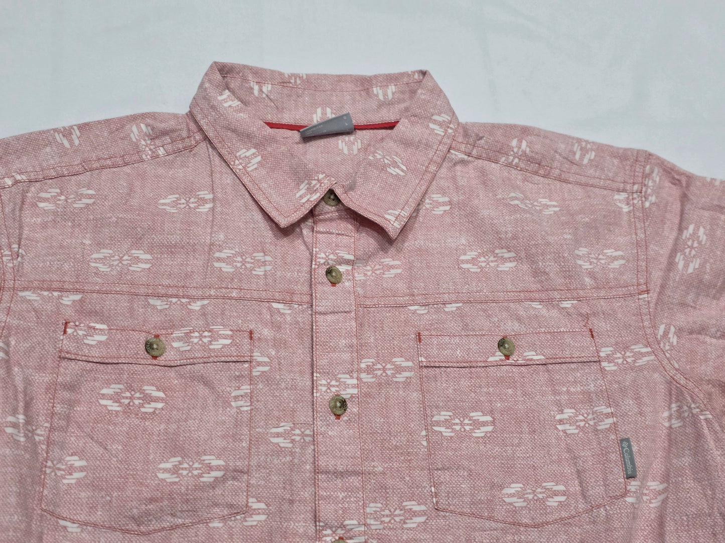 Camisa Manga Corta Columbia Grande L Rosa Figuras (Usado)