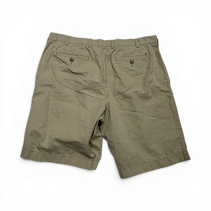 Bermuda Tommy Hilfiger Talla 38 Cafe (Usado)