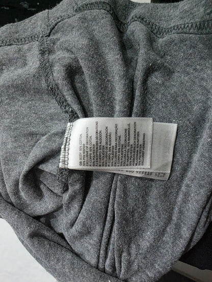 Playera The North Face Mediana M Gris Oso (Usado)