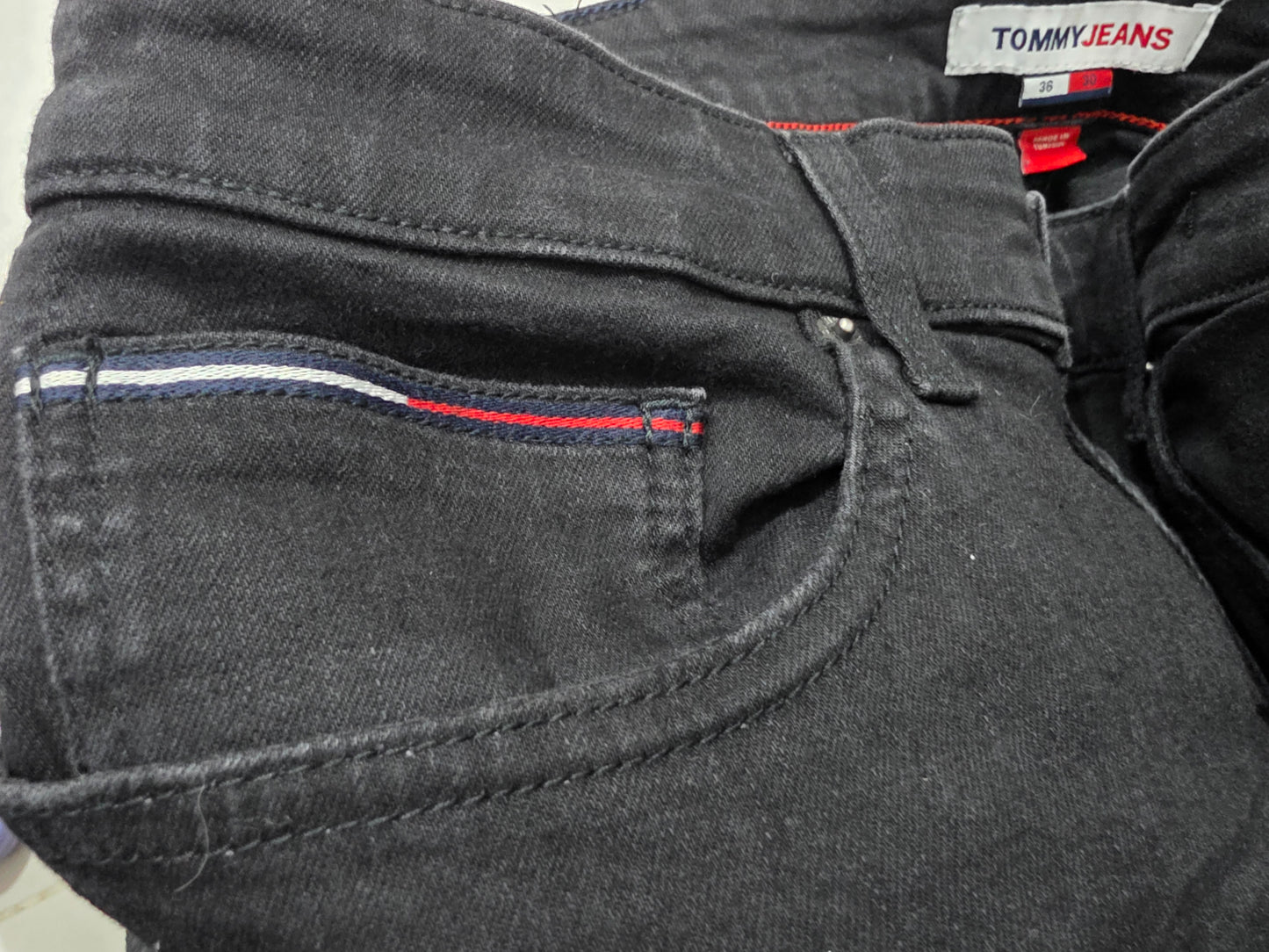 Pantalon Tommy Hilfiger 36x30 Negro Scanton Slimfit