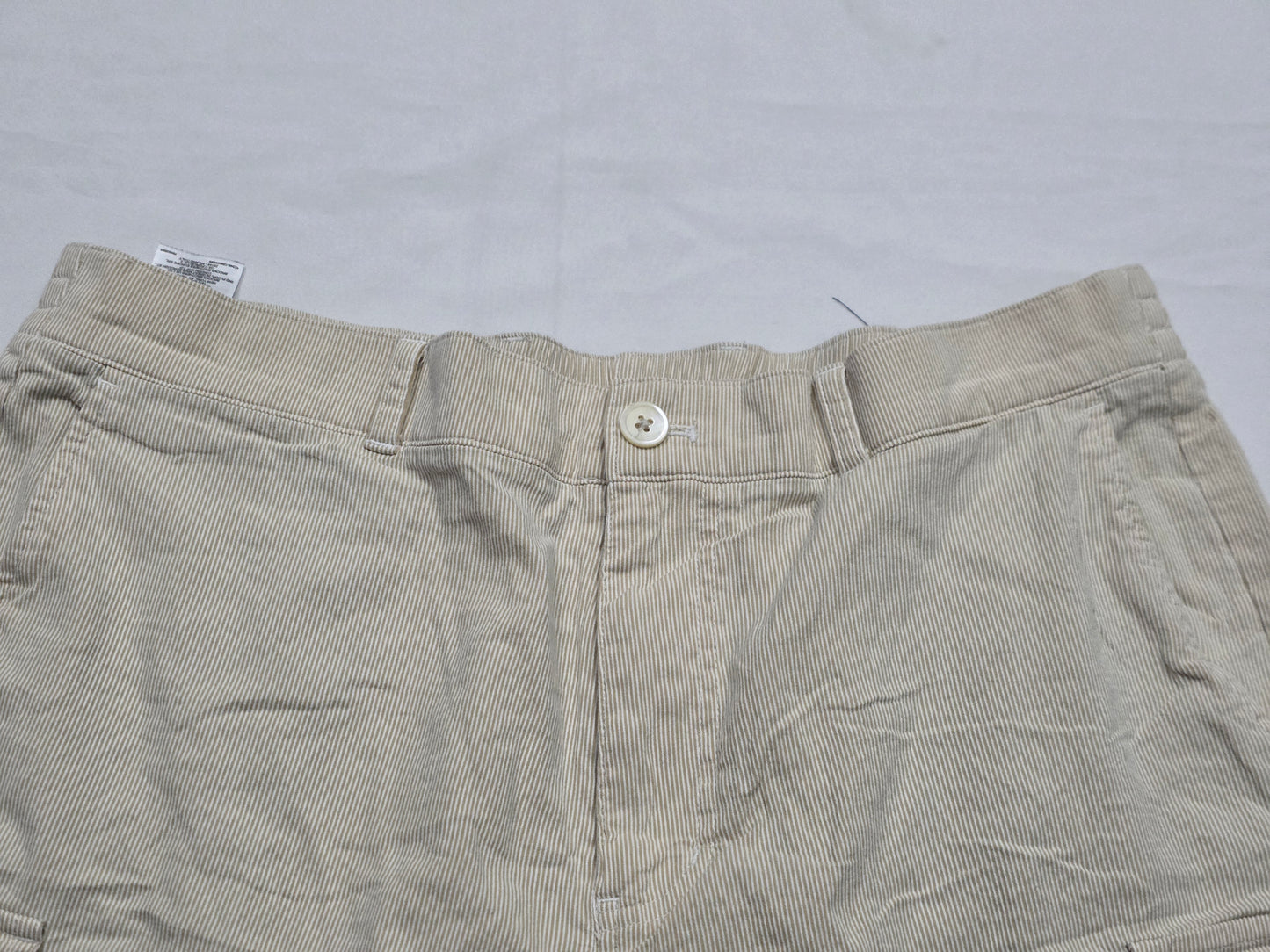 Bermuda Short Brooks Brothers Talla 36 Beige (Usado)