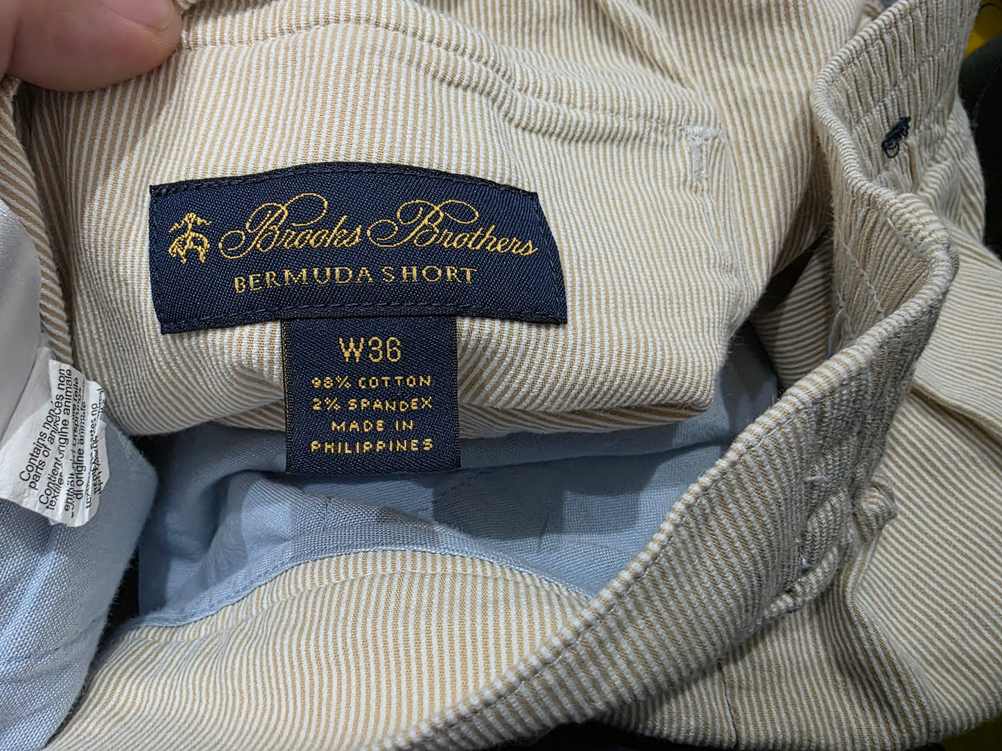Bermuda Short Brooks Brothers Talla 36 Beige (Usado)