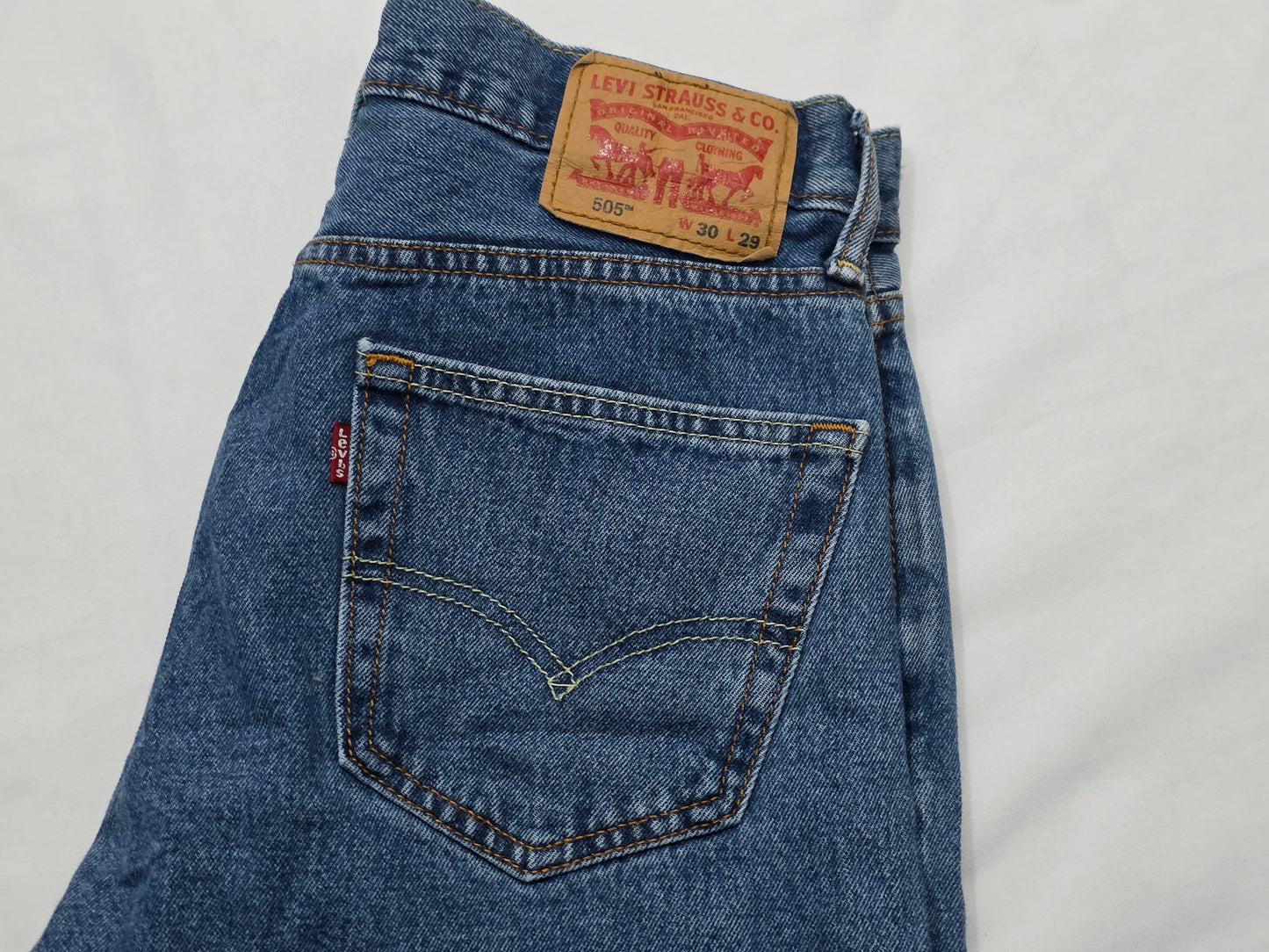 Pantalon Levis 505 30x29 Recto Azul (Usado)
