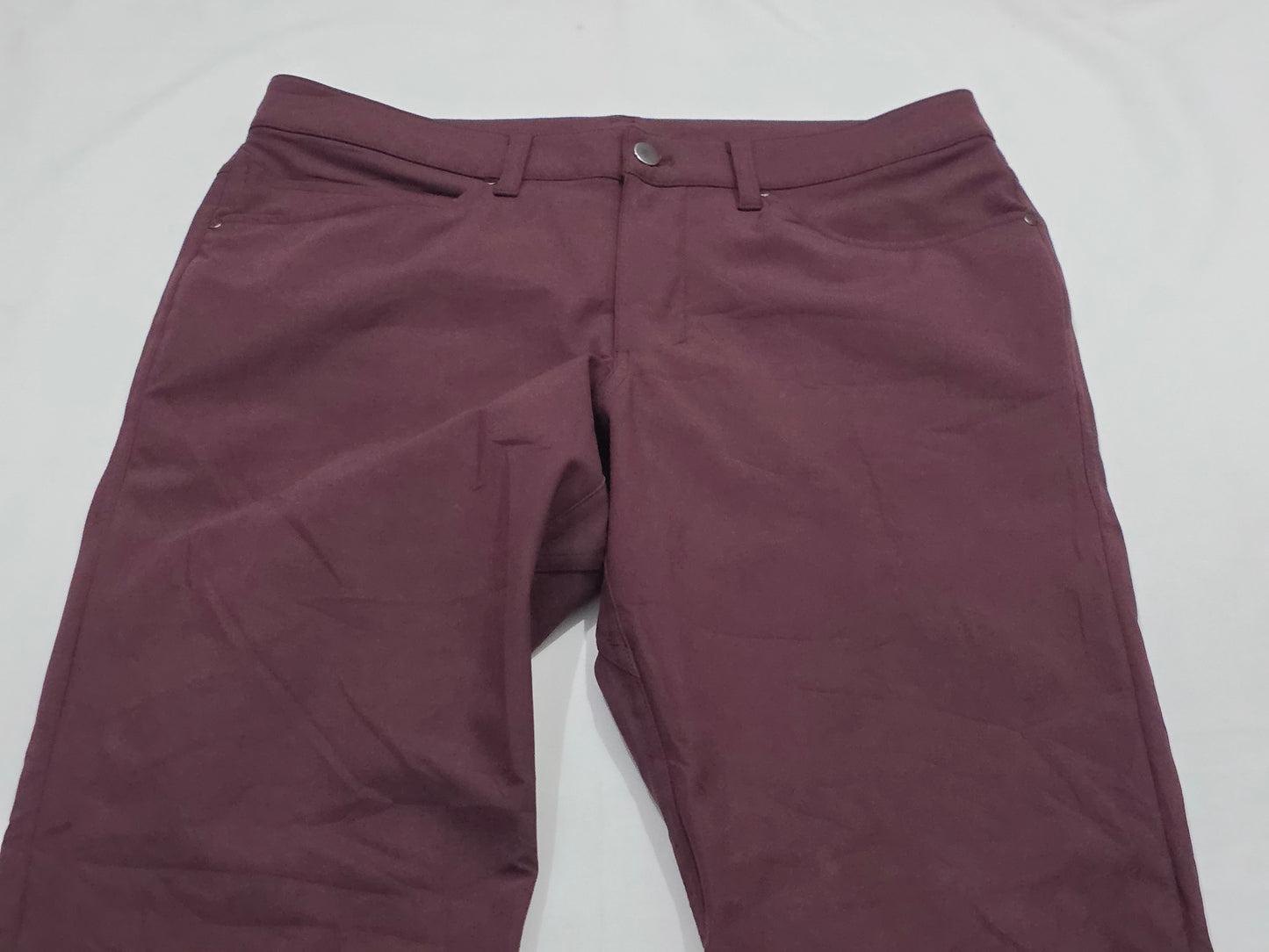 Pantalon Lululemon Talla 32 Deportivo Vino (Usado)